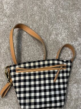 boutique crossbody bag